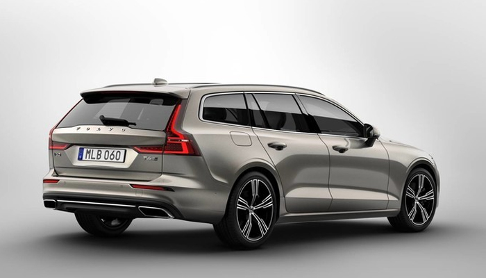 Home-fried-street-two-not-mistaken-new-Volvo-V60-will-be-launched-in-early-August-imports-introduced-02