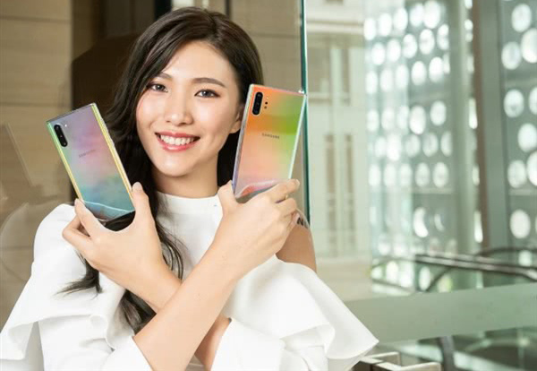 Galaxy Note 10前置摄像头大改 三星如此解释